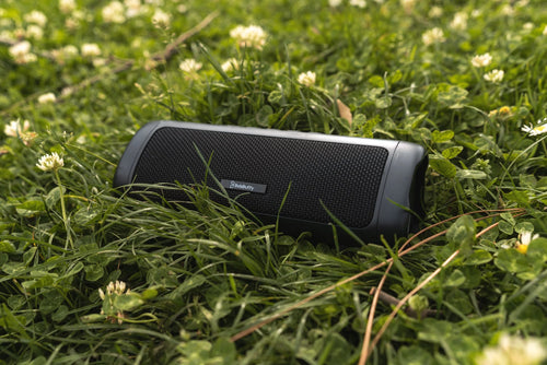 Altavoz Bluetooth Portátil 30W - en uso